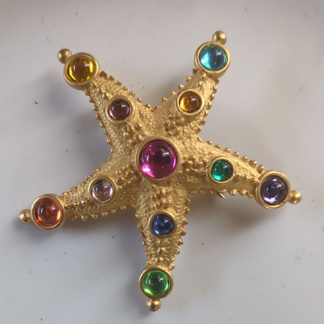 Gold Starfish Signed Jj ,Brooch With Colorful Gems